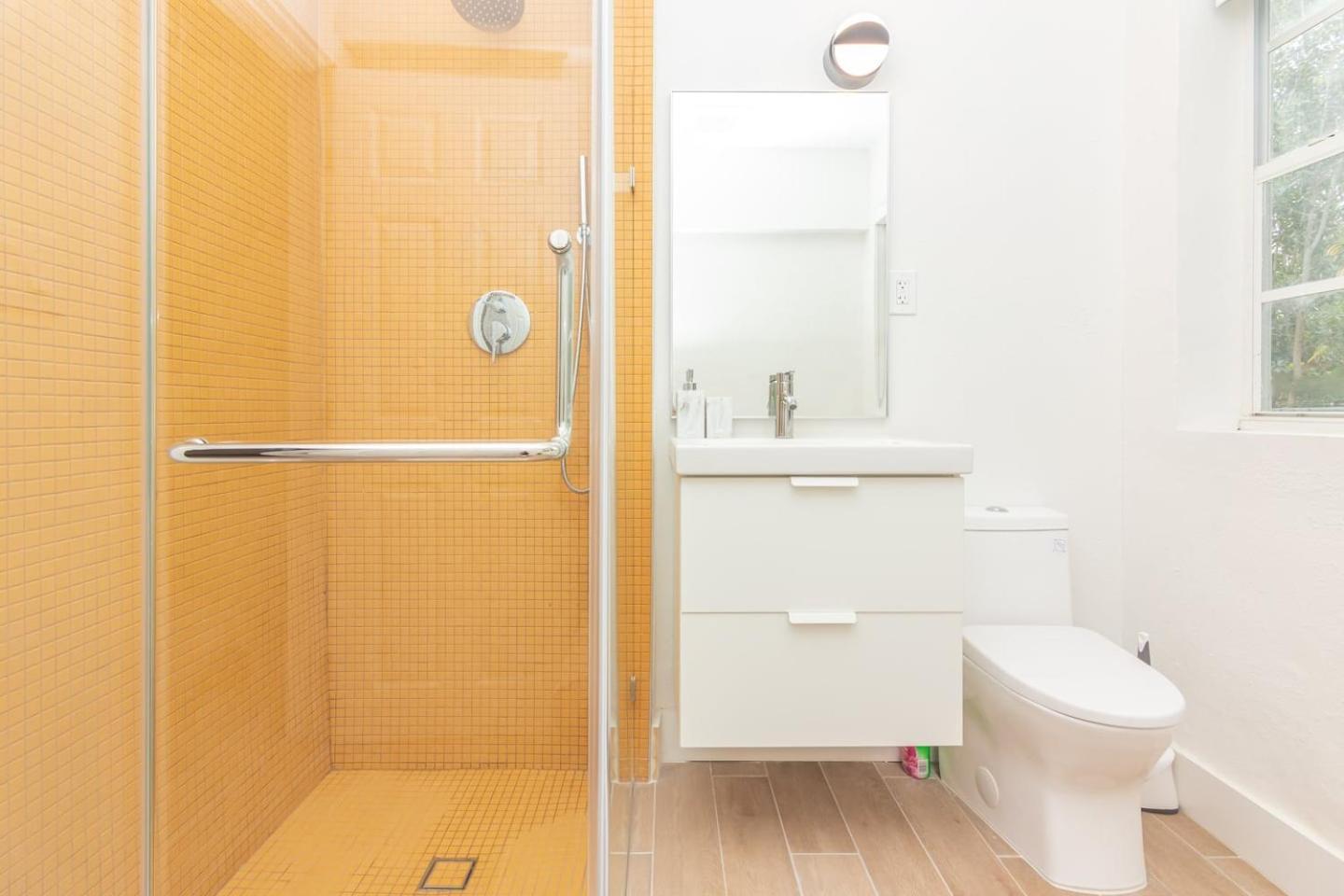 Large Stylish Studio Apartment In El Portal #3 Miami Esterno foto